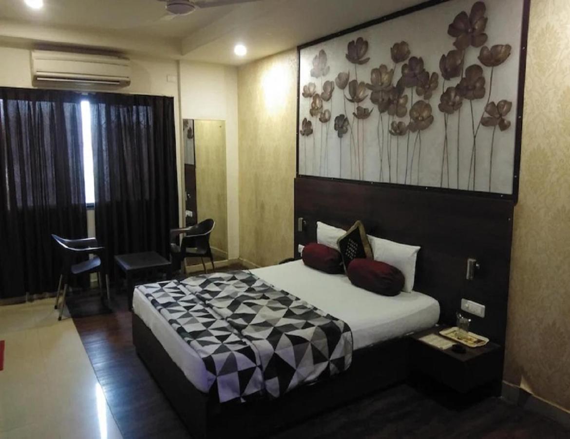 Hotel Babul Inn, Gondia Exterior photo